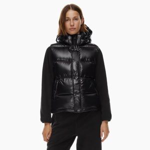 Aritzia Super Puff Black Vest Small